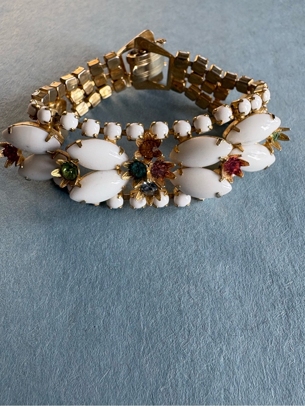 Vintage White Milk Glass Bracelet